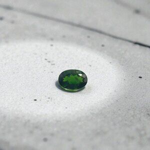 3.87 Carat Oval Chrome Diopside Gemstone - Live Show Listing